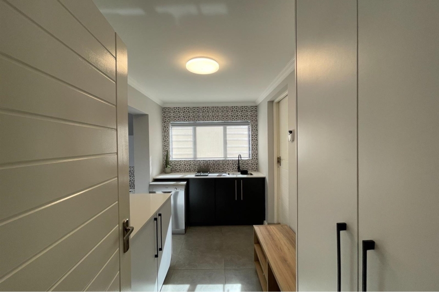 3 Bedroom Property for Sale in Island View Western Cape